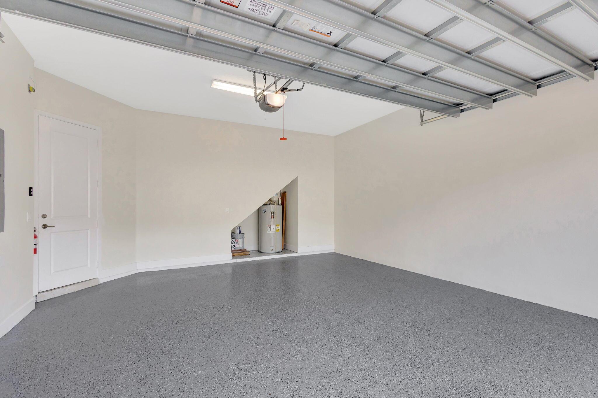 POINTE MIDTOWN - Residential Lease