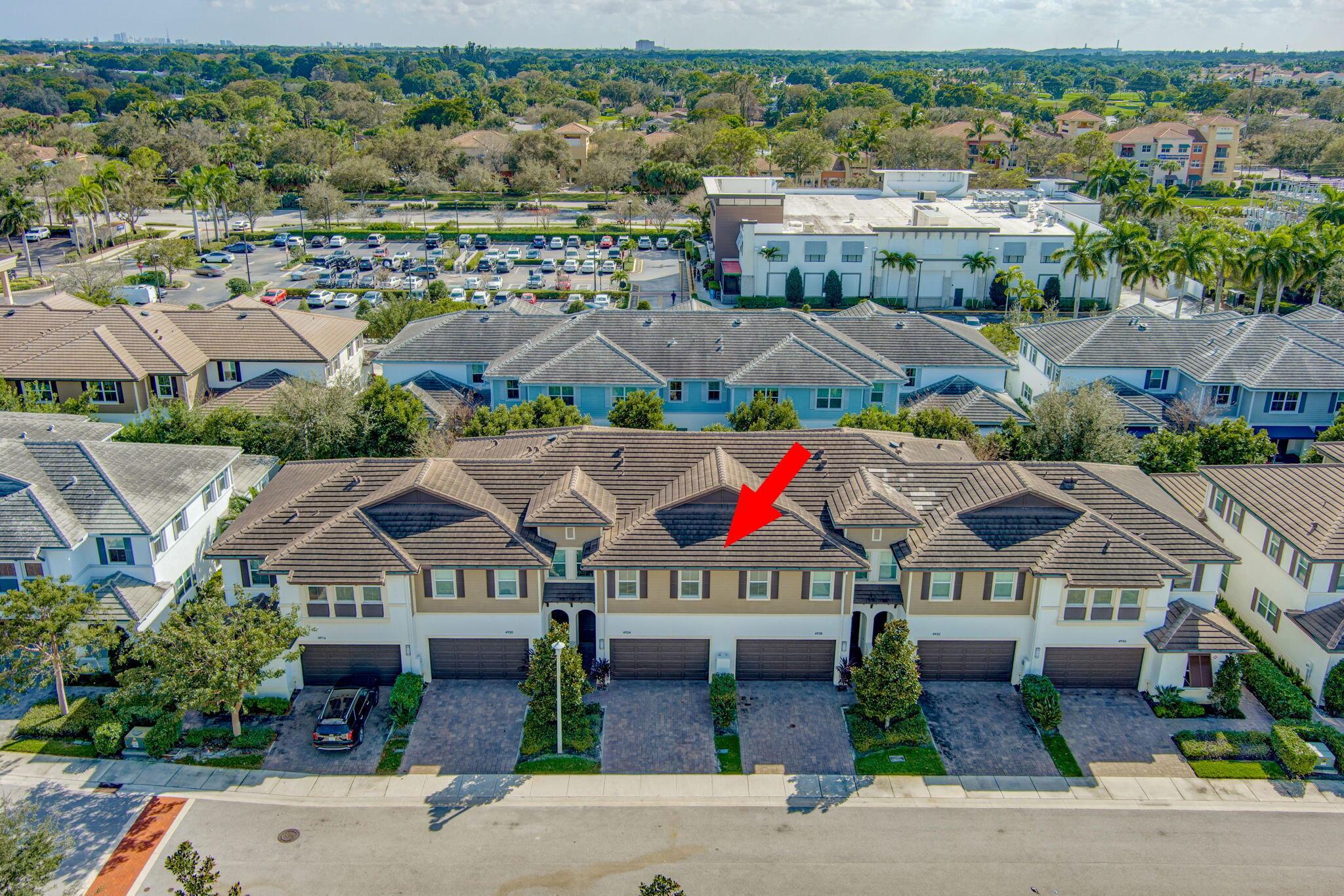 POINTE MIDTOWN - Residential Lease