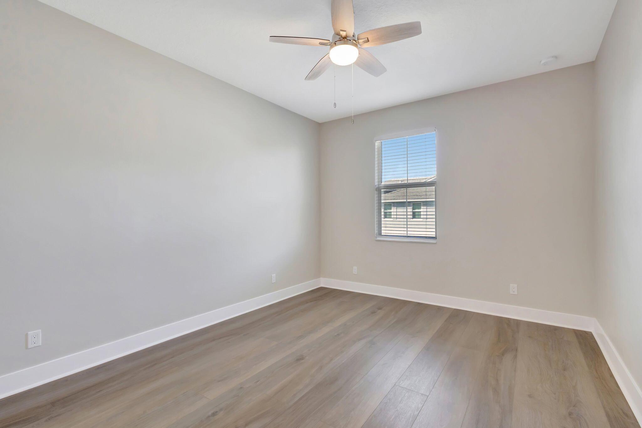 POINTE MIDTOWN - Residential Lease