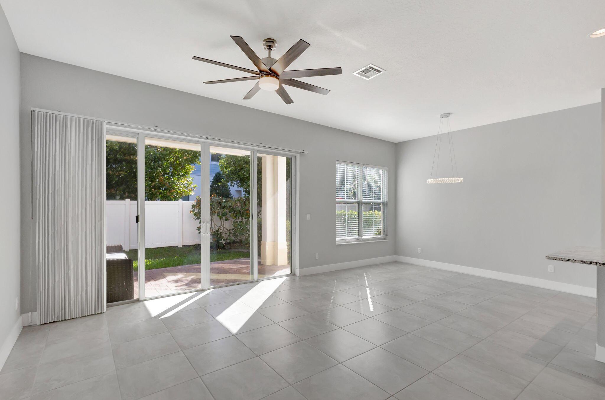 POINTE MIDTOWN - Residential Lease