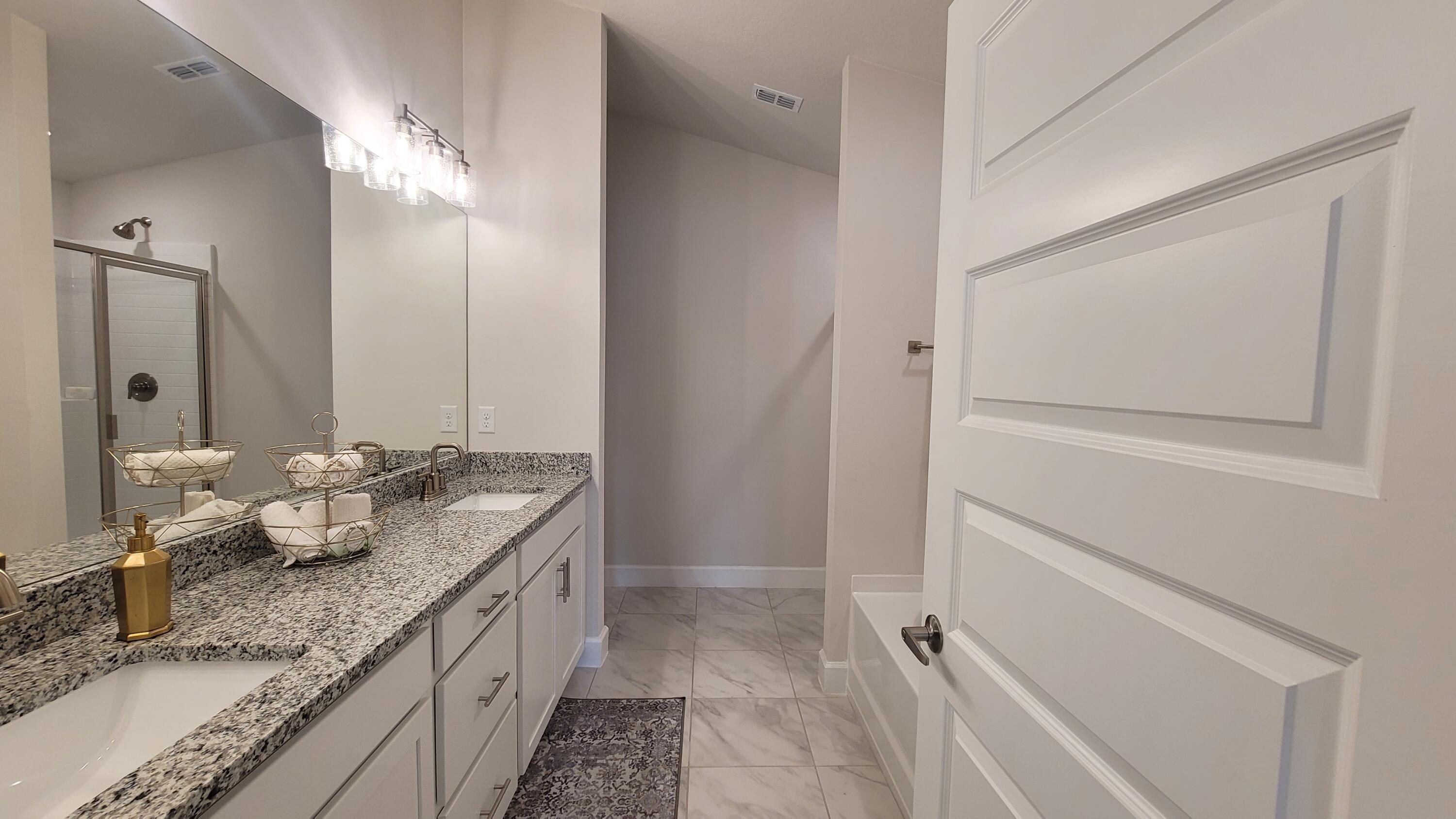 WATERSTONE PHASE THREE - Residential