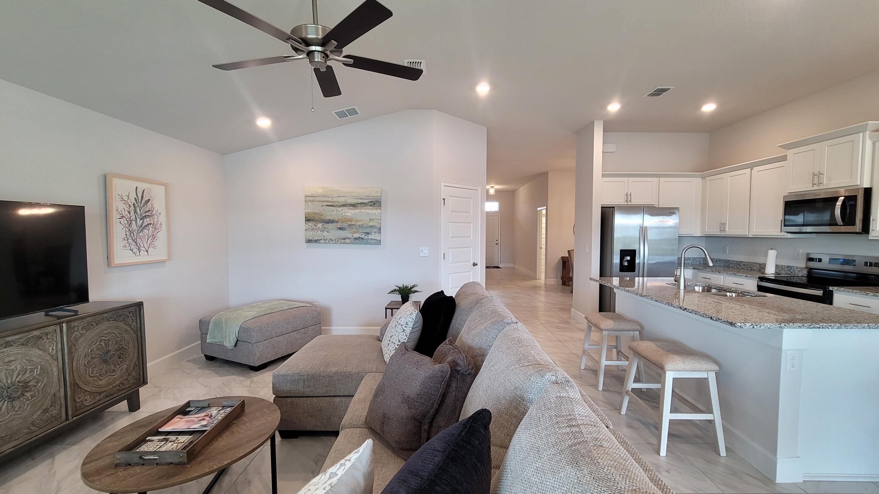 WATERSTONE PHASE THREE - Residential