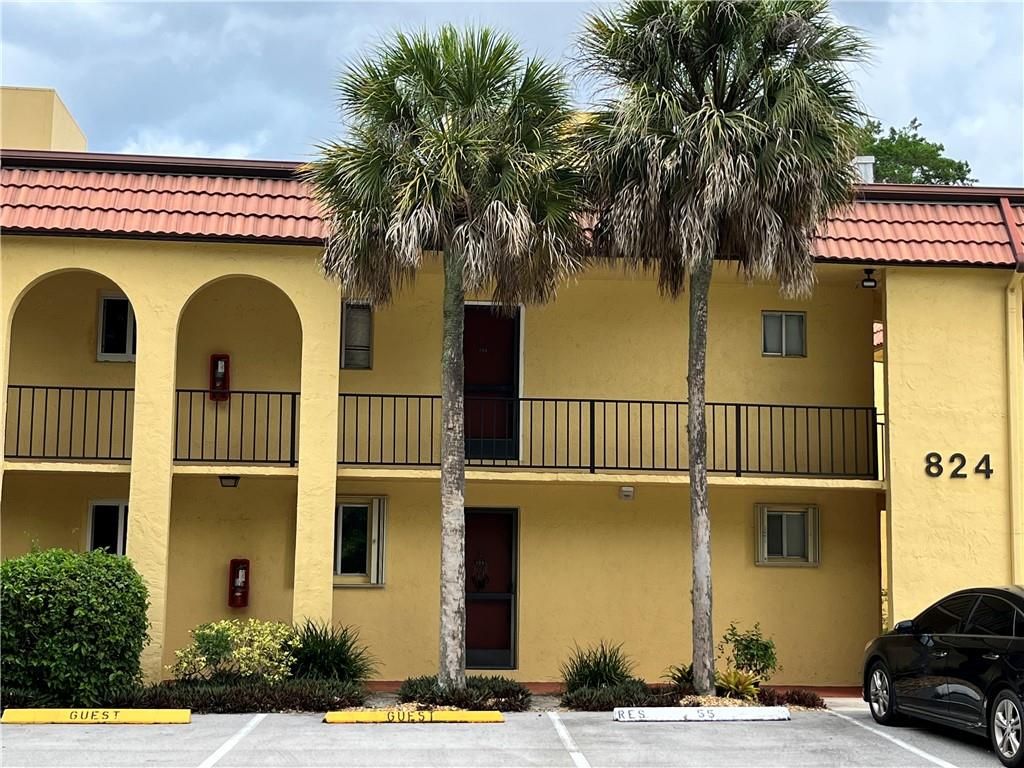 Photo of 824 SW 9th Street Circle #204, Boca Raton, FL 33486 (MLS # F10528045)