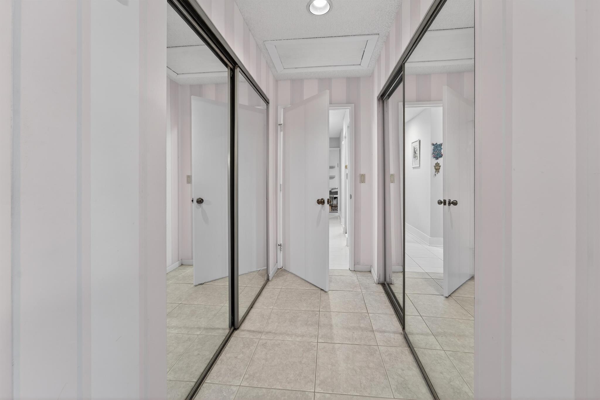 HUNTINGTON POINTE - Residential Lease