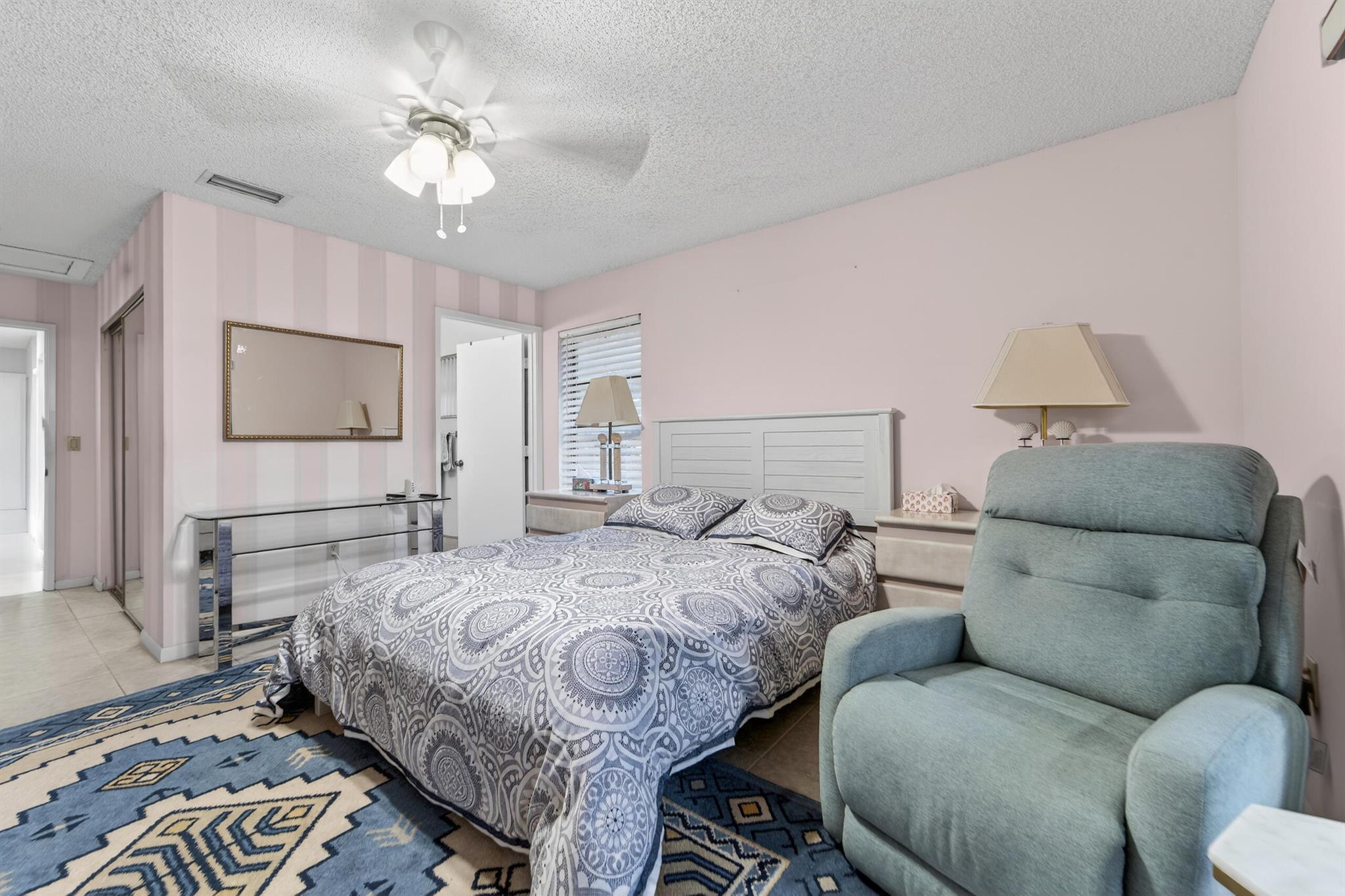 HUNTINGTON POINTE - Residential Lease