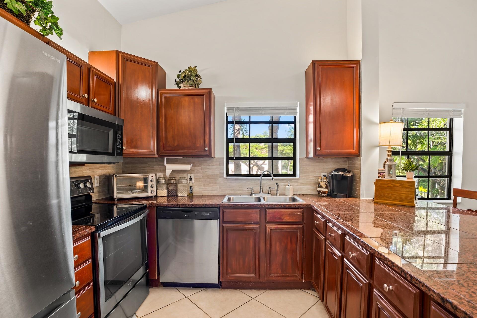 Independence Bay - Residential