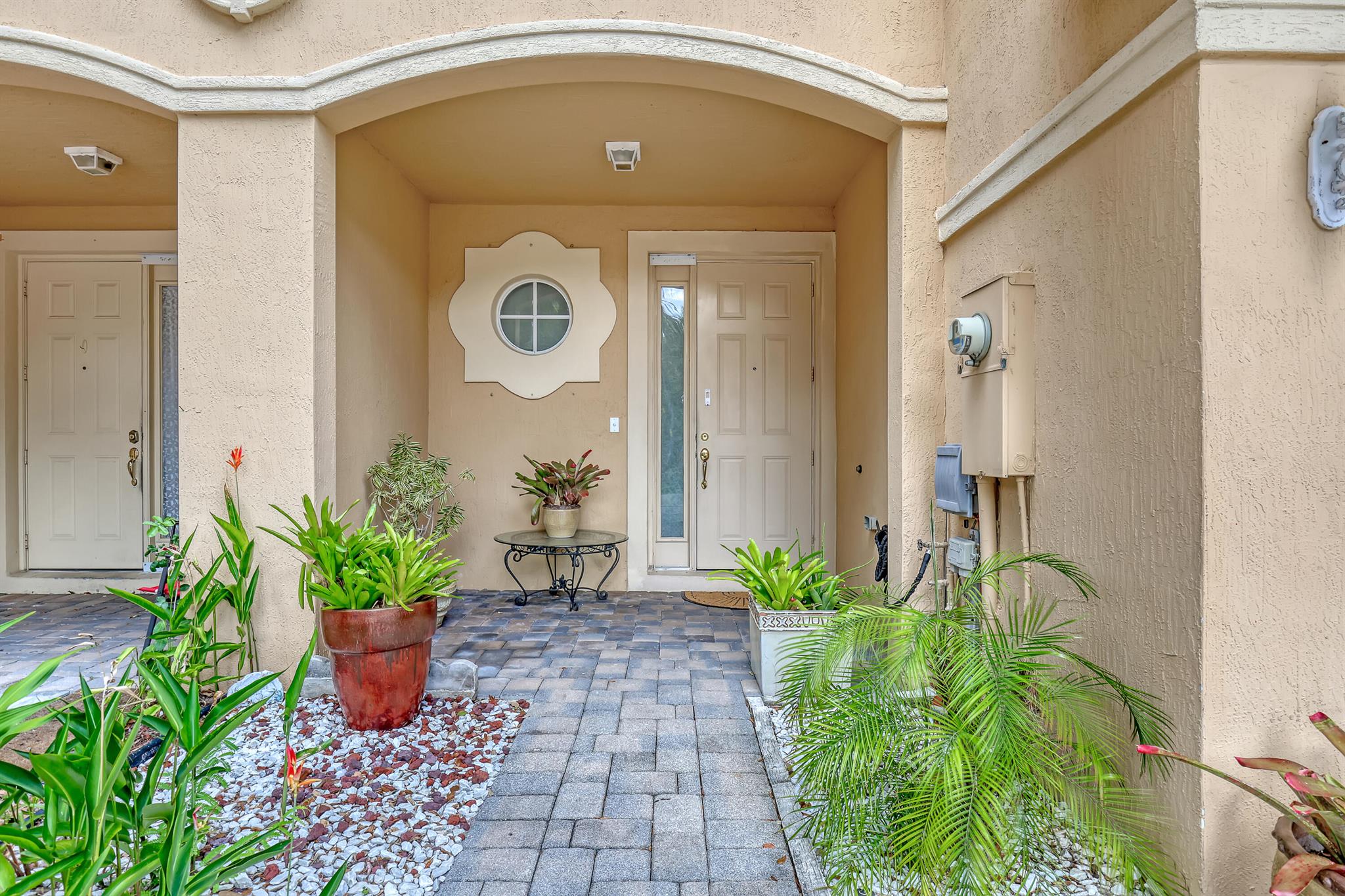 4281 Coventry Pointe Way