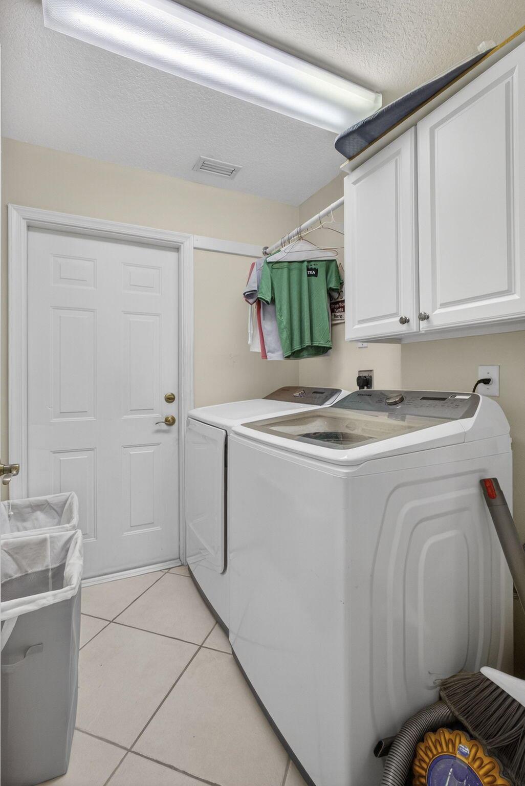 ESTATES OF ROYAL PALM BEA - Residential Lease