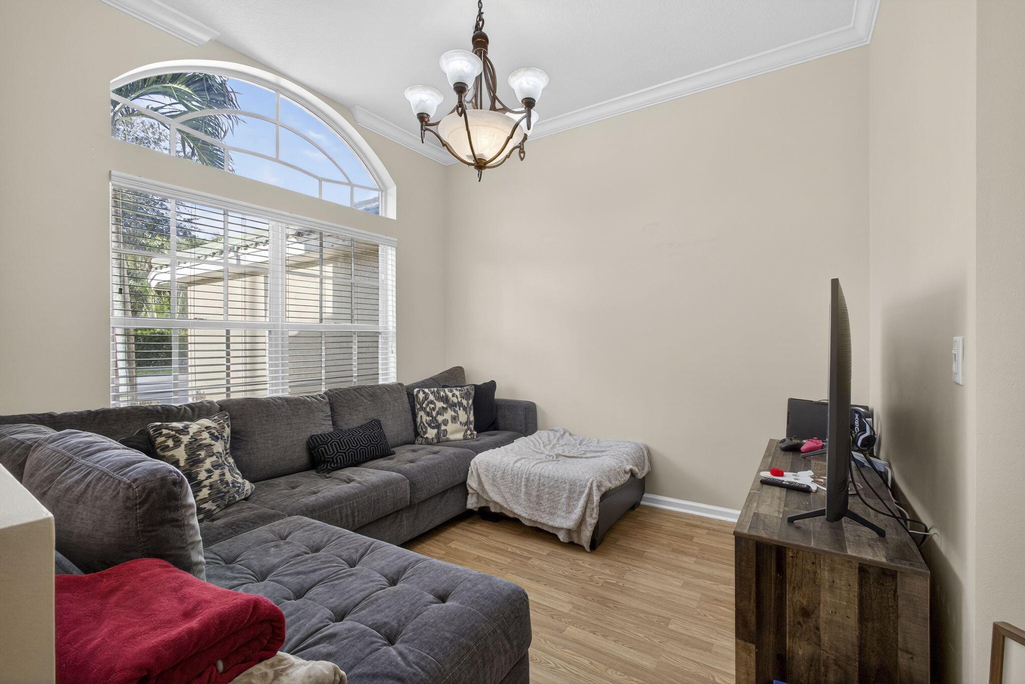 ESTATES OF ROYAL PALM BEA - Residential Lease