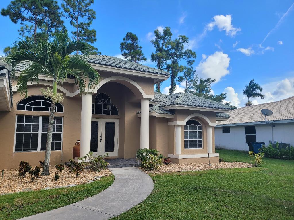 ESTATES OF ROYAL PALM BEACH 5 - Residential Lease