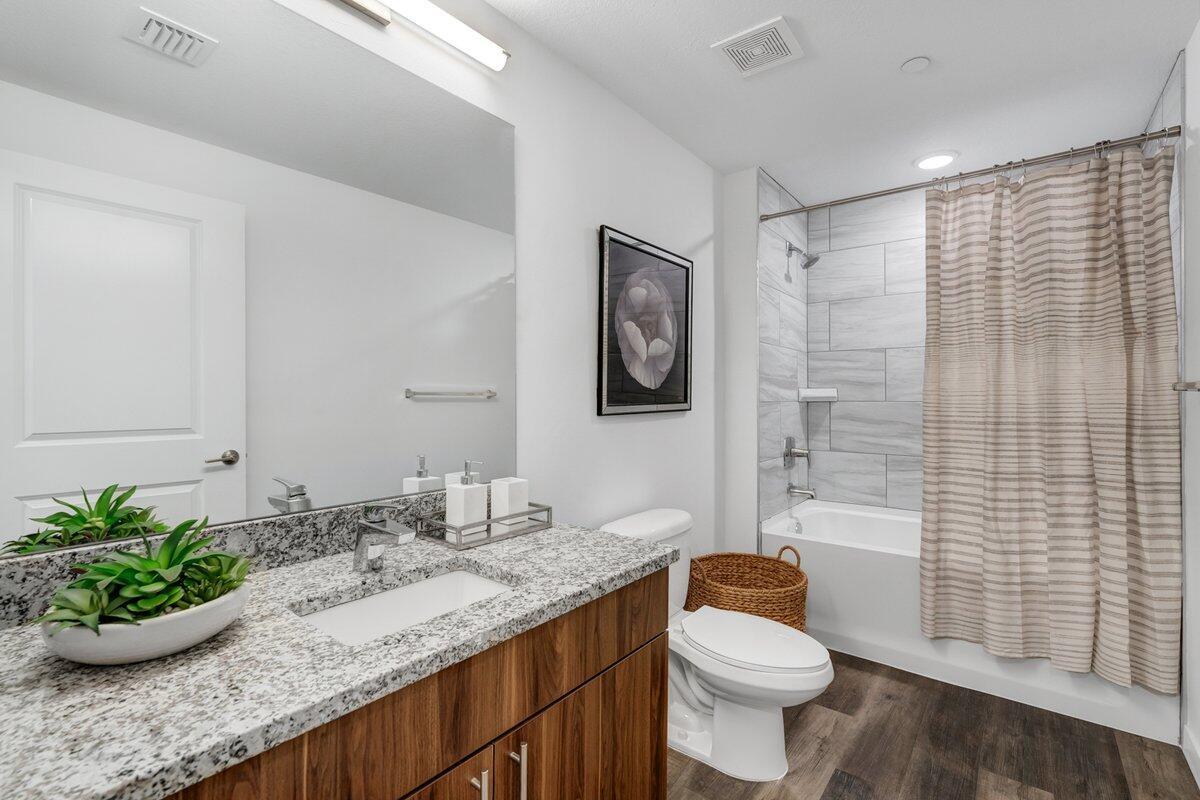 Lakewood Villas - Residential Lease