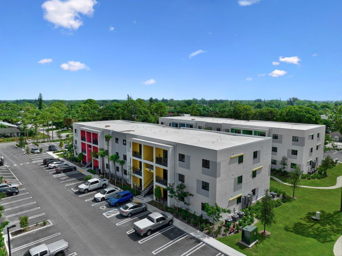 Lakewood Villas - Residential Lease