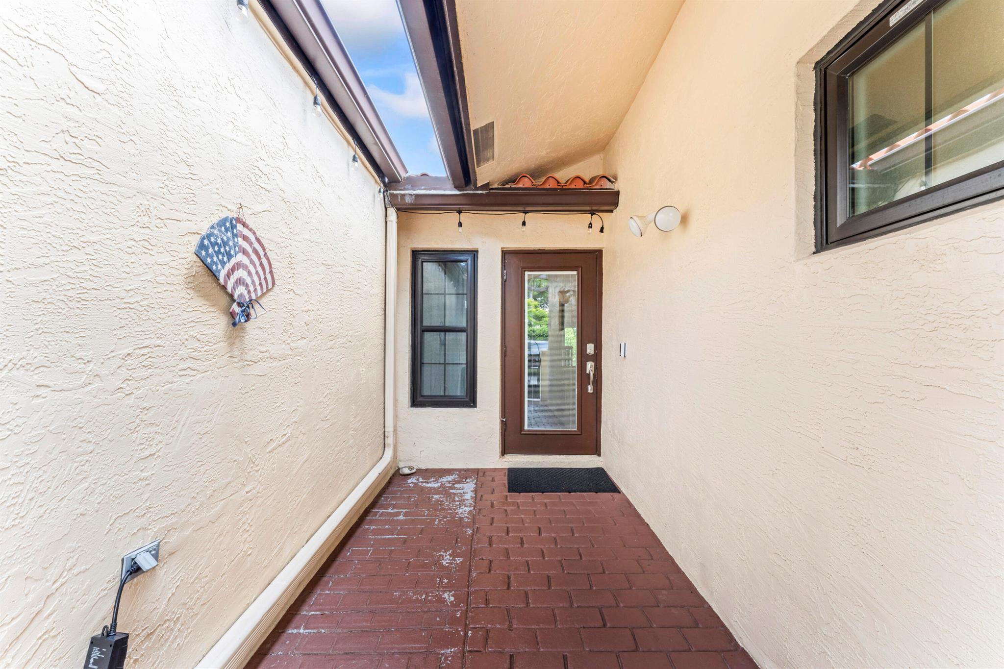 5101 Magellan Way E, Delray Beach, FL, 33484/$449,000 4 5101 Magellan Way E