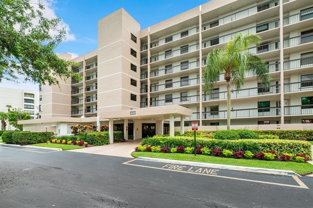 Fourth floor two bedroom condo in Club Royale with an incredible view of the Jack Nicklaus designed Via Mizner Golf & City Club golf course. No membership required! Large master suite with his and hers closets. Upgraded shower with pebble stone floor in master bath. Screened balcony with a wide and long view of the golf course. New intelligent washer & dryer. New water heater, newer Samsung appliances (seller offering 1k credit toward new stainless refrigerator) and LED faucets in both bathrooms. Kitchen is upgraded with stainless steel stove, dishwasher and microwave. New porch ceiling fan. This home is in pristine condition. All homes in Club Royale have beautiful views with Southern exposure, a covered parking spot and a large private storage room. Move fast on this one!