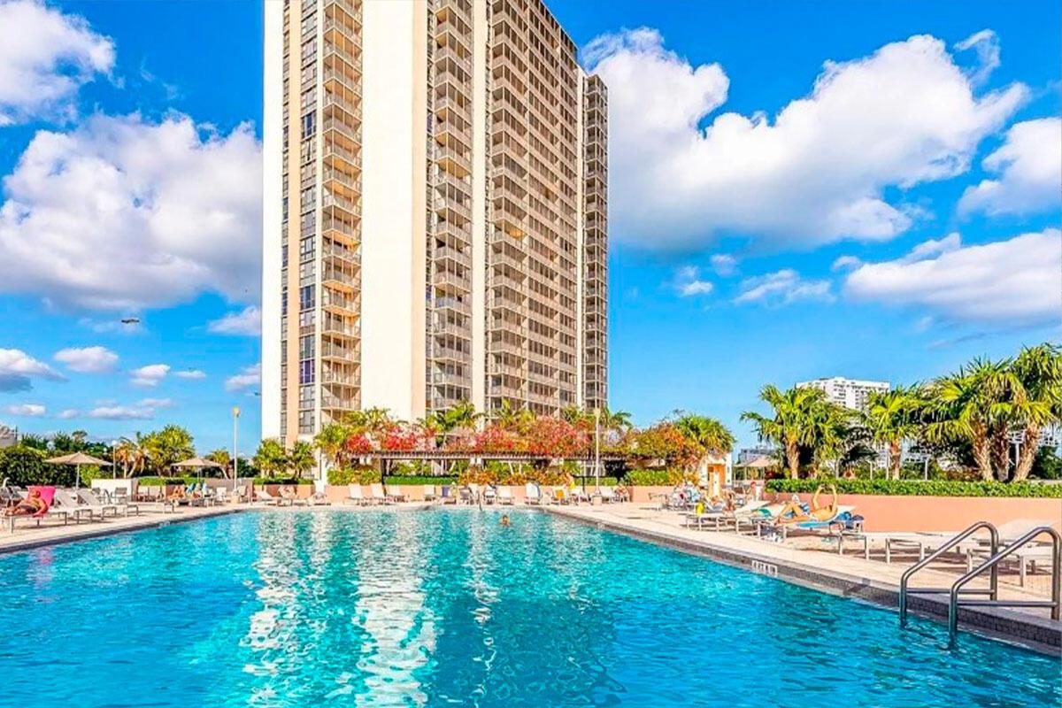 CORONADO CONDO- TOWER II - Residential
