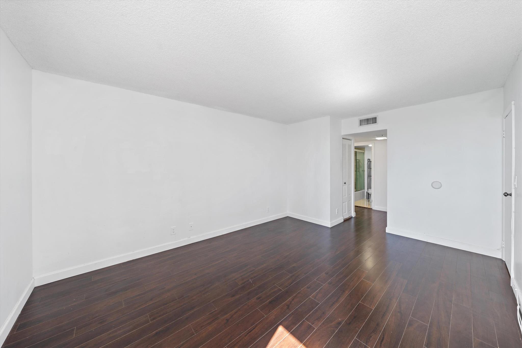 CORONADO CONDO- TOWER II - Residential