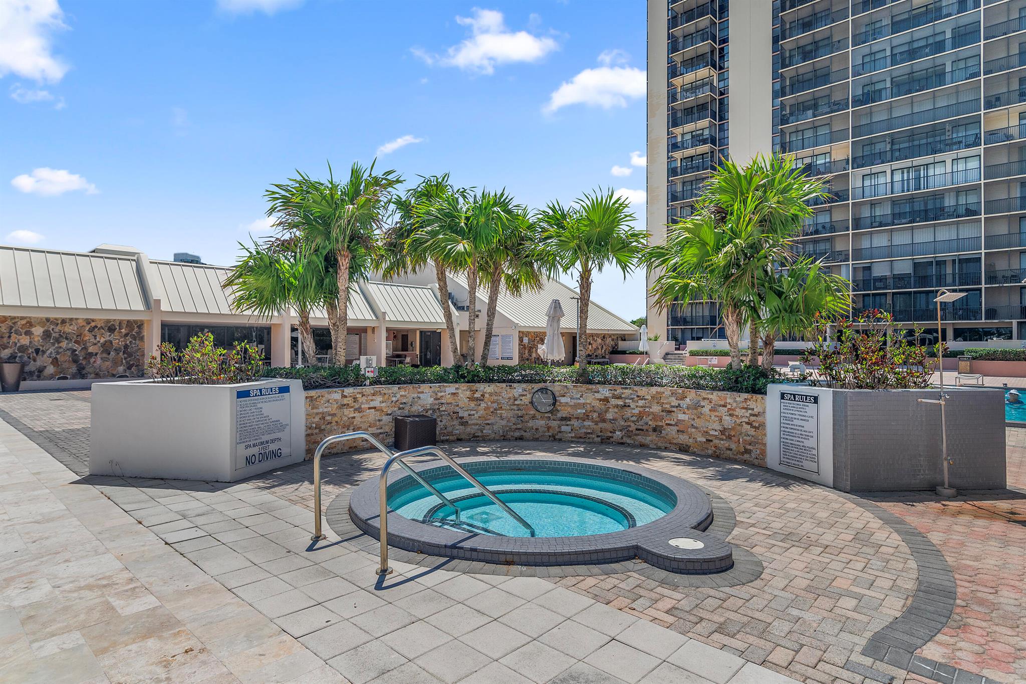 CORONADO CONDO- TOWER II - Residential