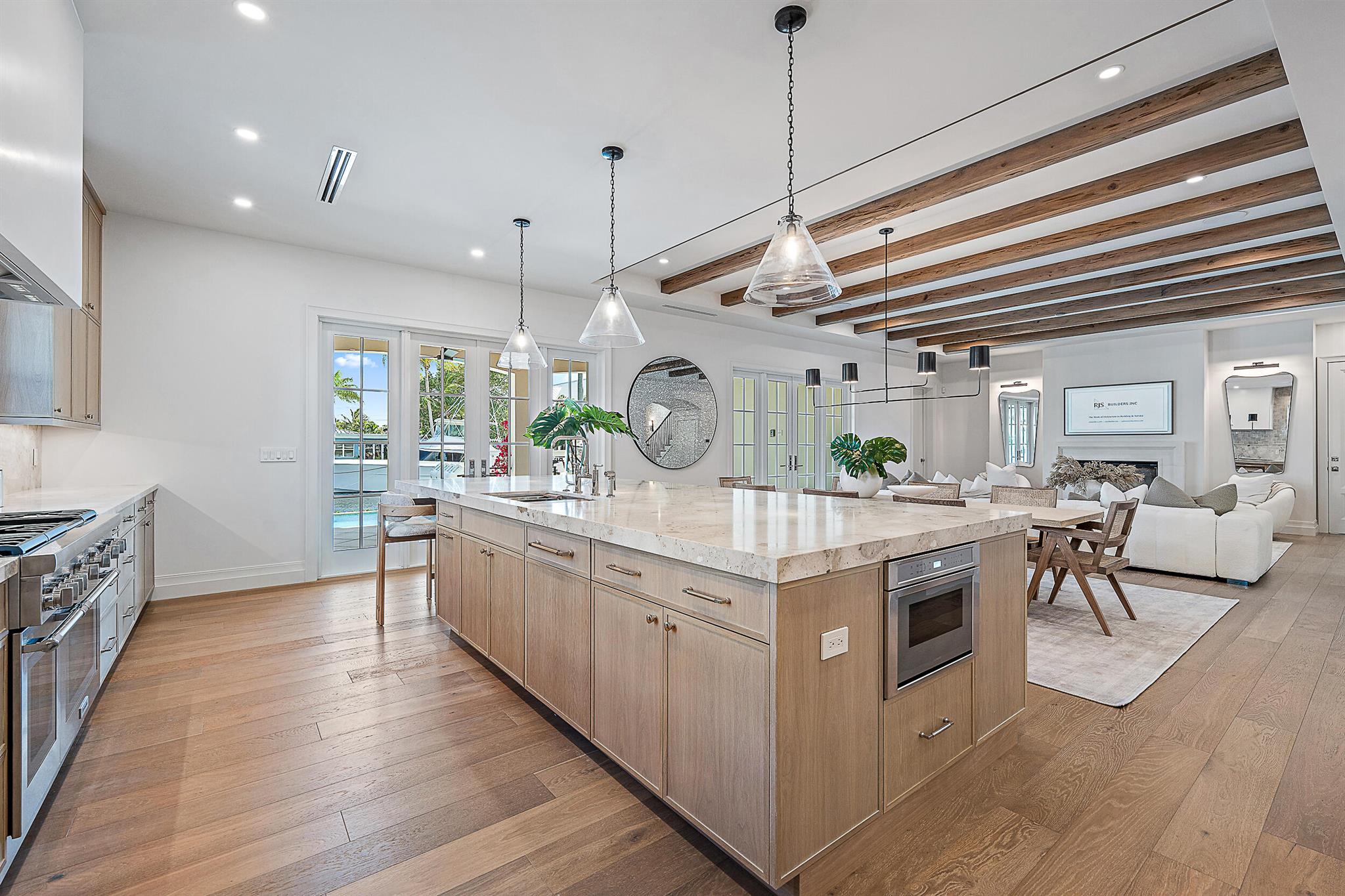 Village of North Palm Bea - Residential