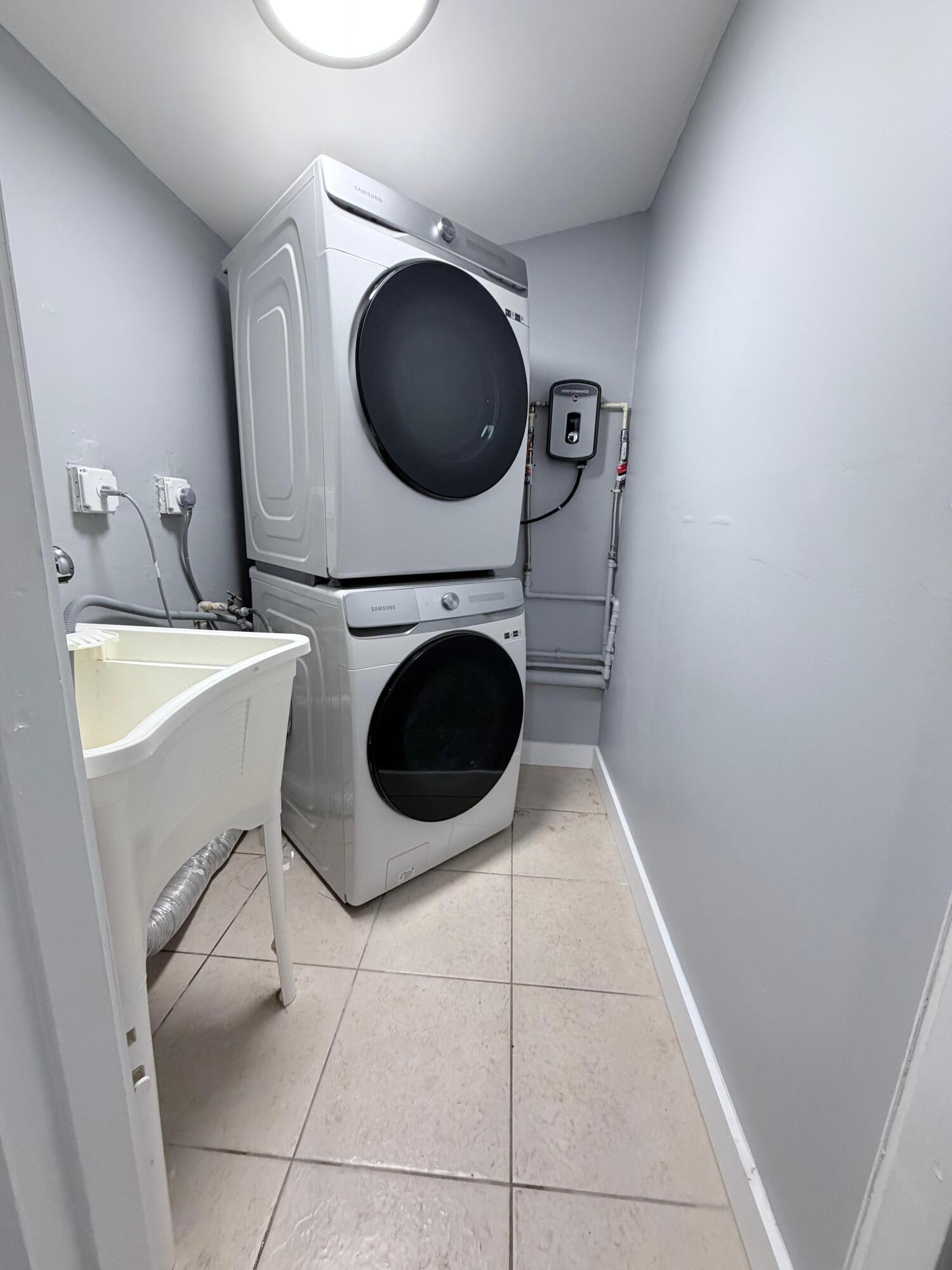 SUNRISE HEIGHTS - Residential