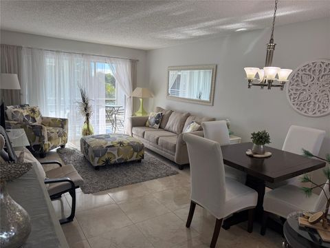 9400 Sunrise Lakes Blvd 307 Sunrise FL 33322