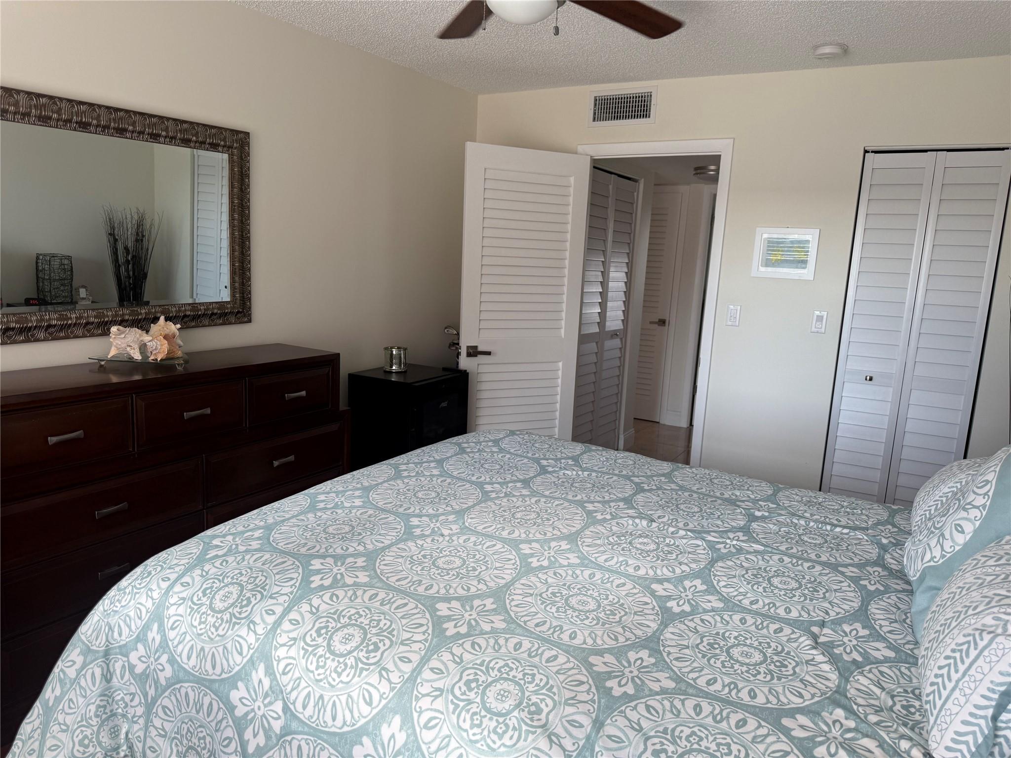 Sunrise Lakes - Residential