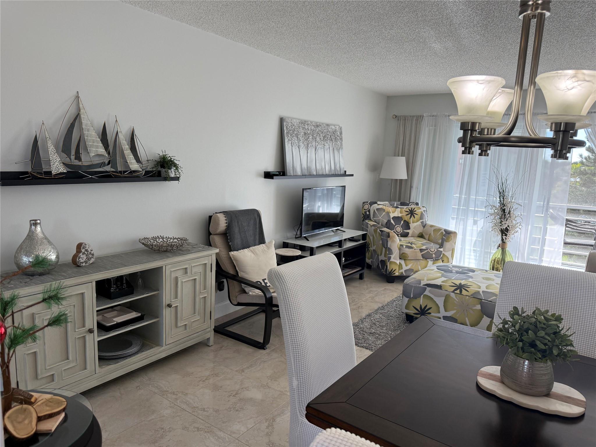 9400 Sunrise Lakes Blvd 307