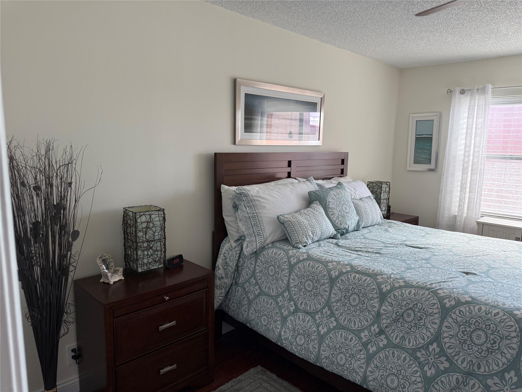 Sunrise Lakes - Residential