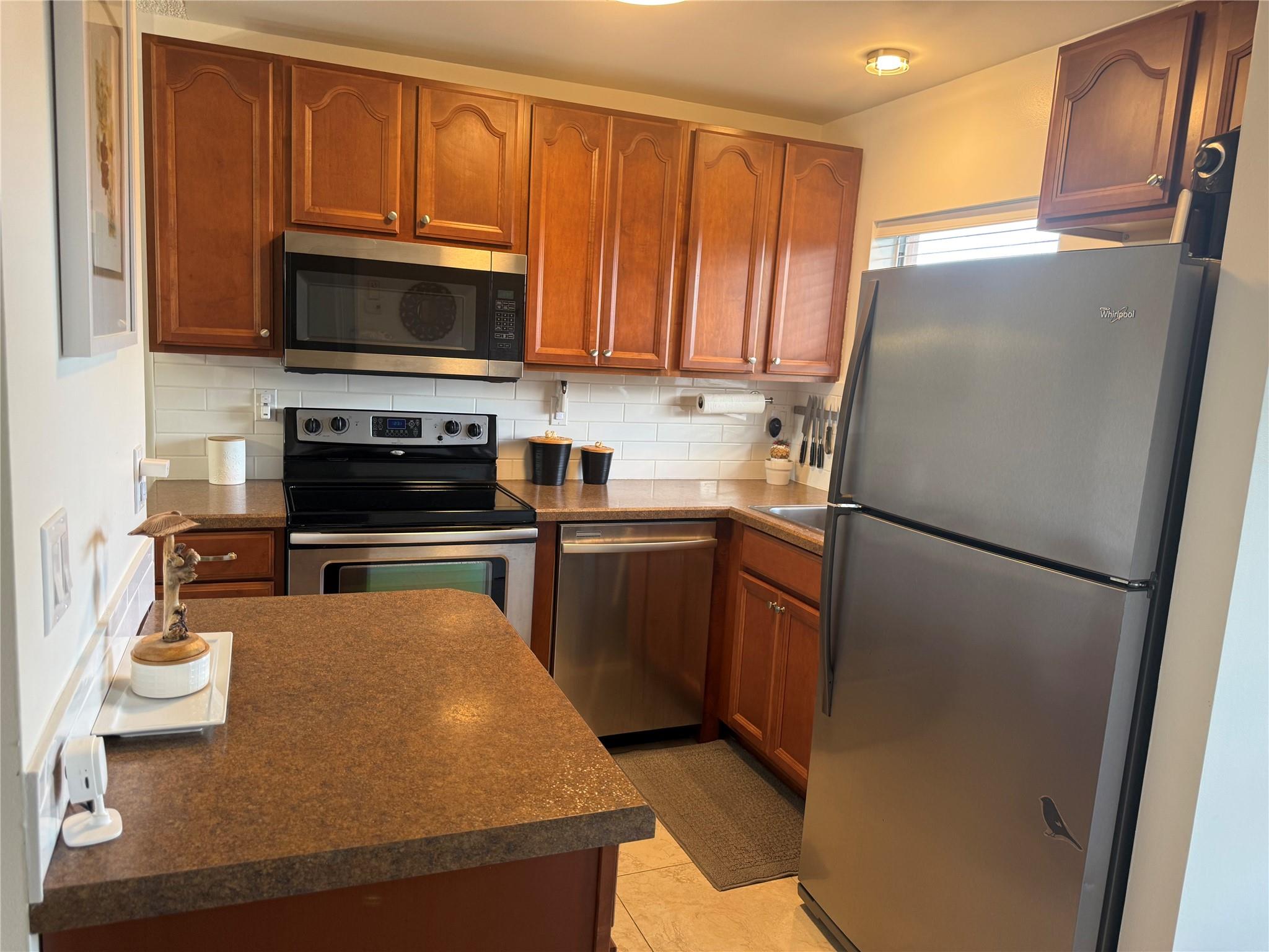 Sunrise Lakes - Residential