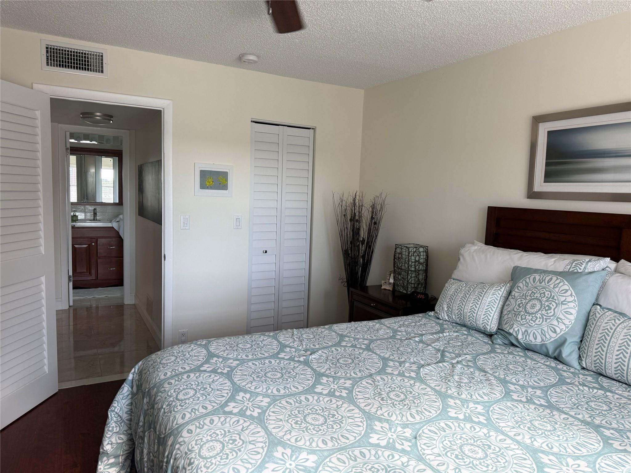 Sunrise Lakes - Residential