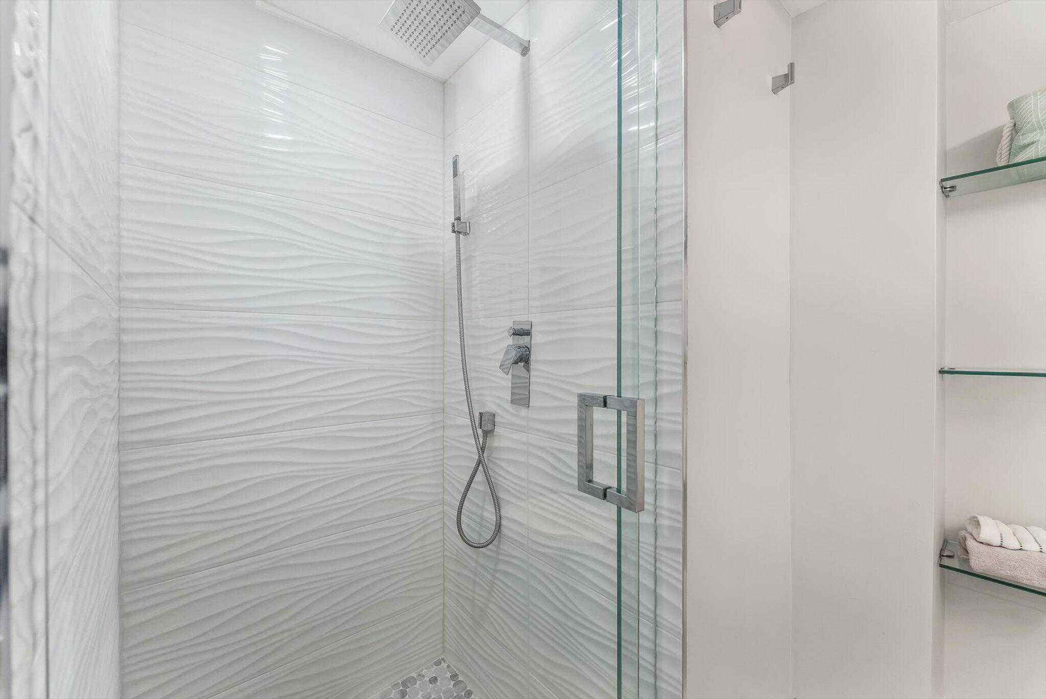 BANYAN HOUSE CONDO - Residential