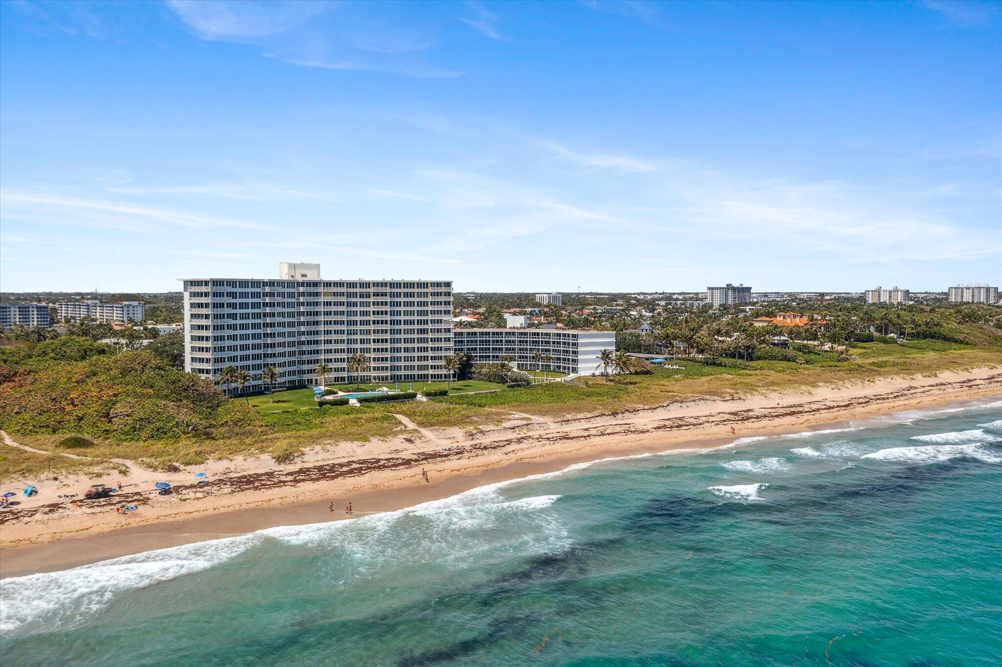 BANYAN HOUSE CONDO - Residential