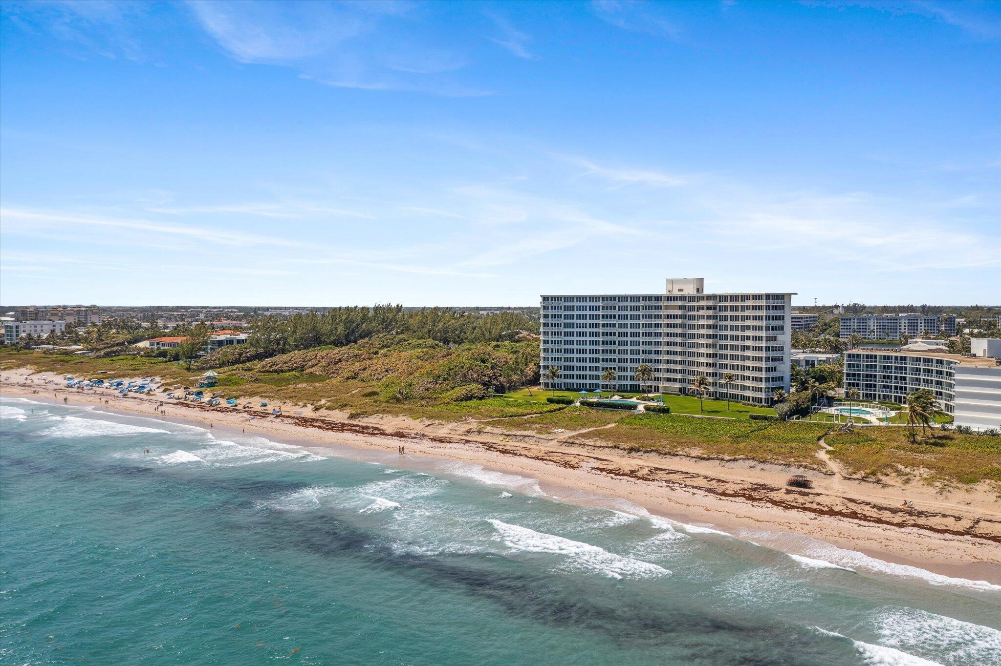 BANYAN HOUSE CONDO - Residential