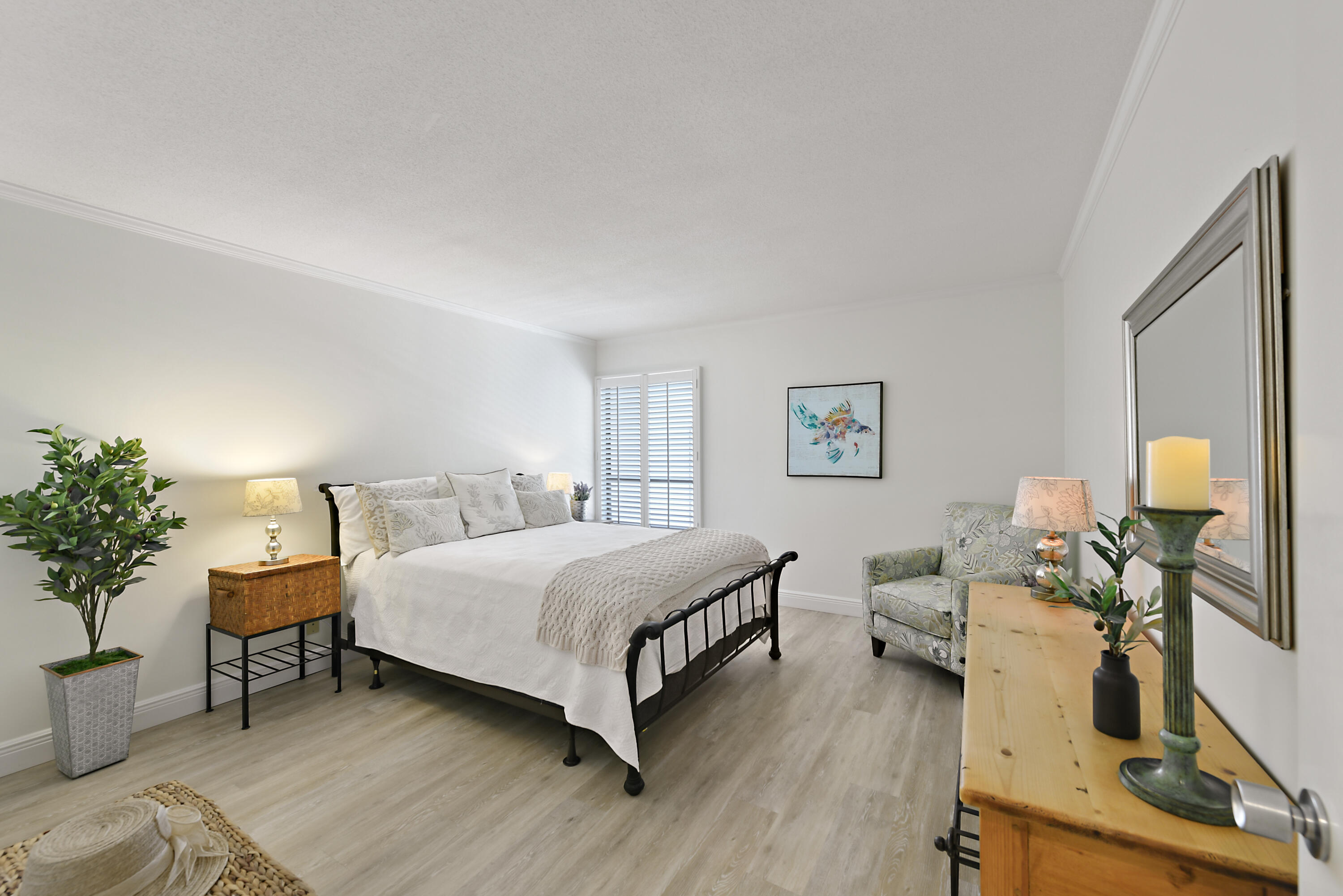 PIPERS LANDING GARDEN APARTMENTS CONDO - Residential