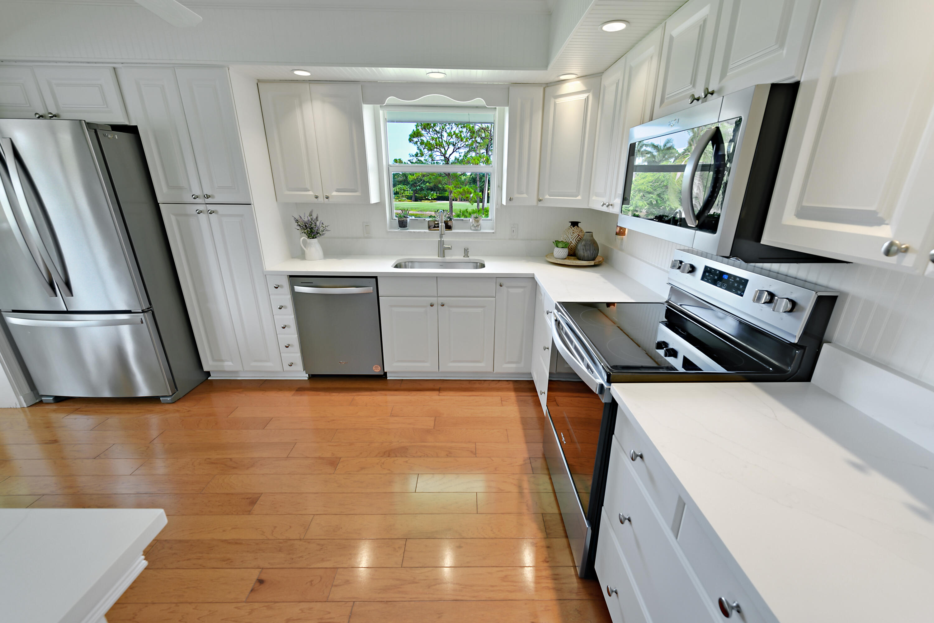 PIPERS LANDING GARDEN APARTMENTS CONDO - Residential