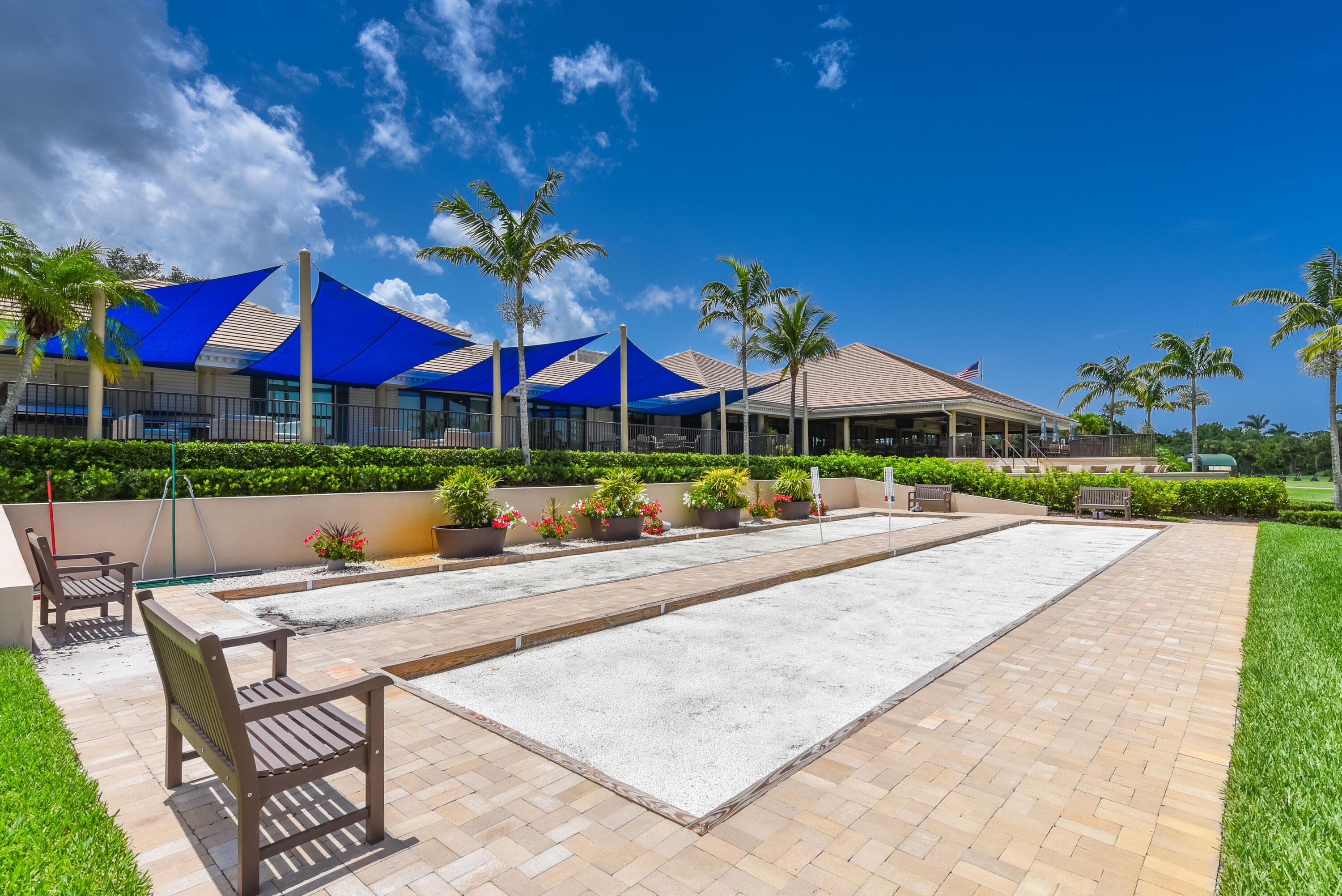 PIPERS LANDING GARDEN APARTMENTS CONDO - Residential