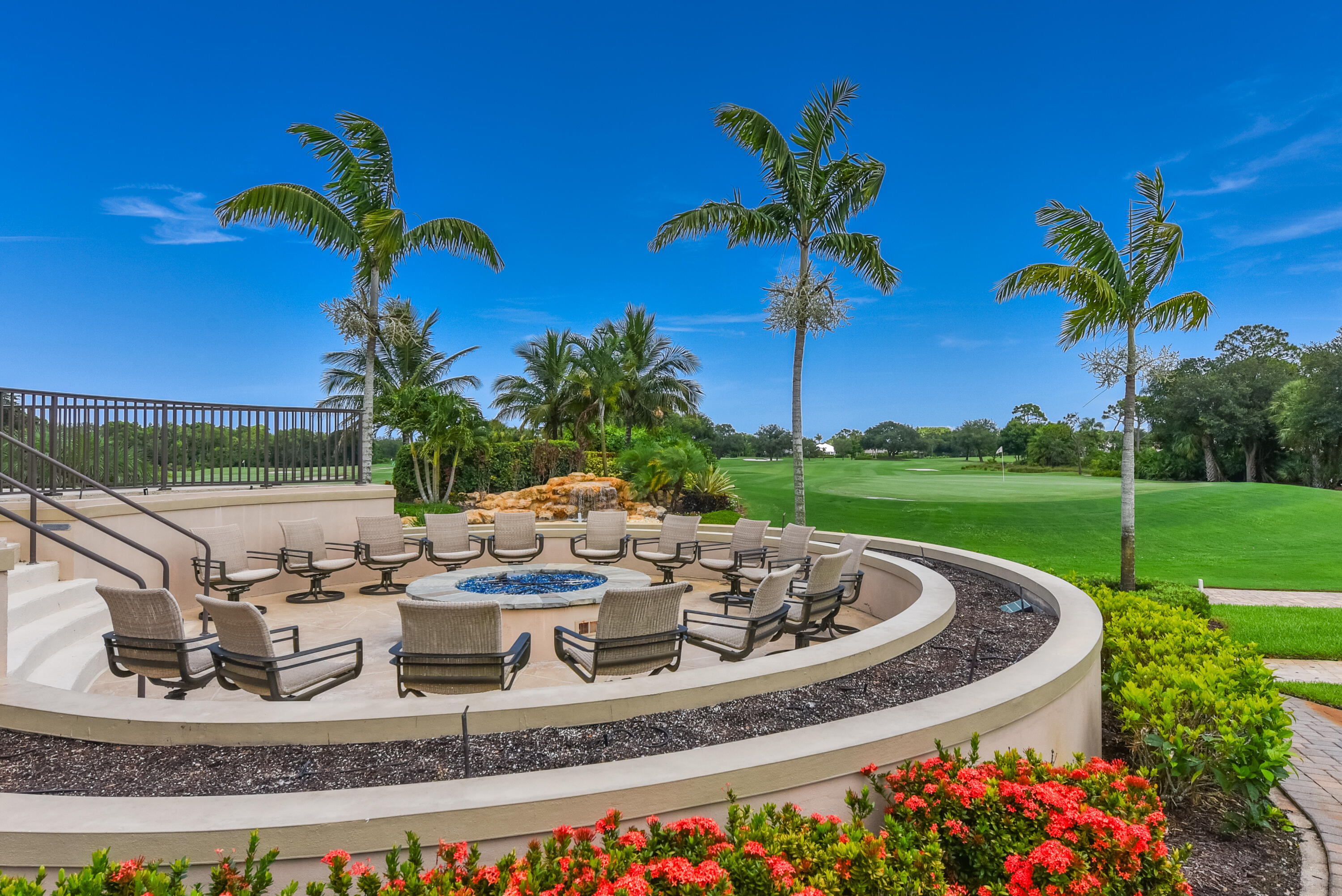 PIPERS LANDING GARDEN APARTMENTS CONDO - Residential