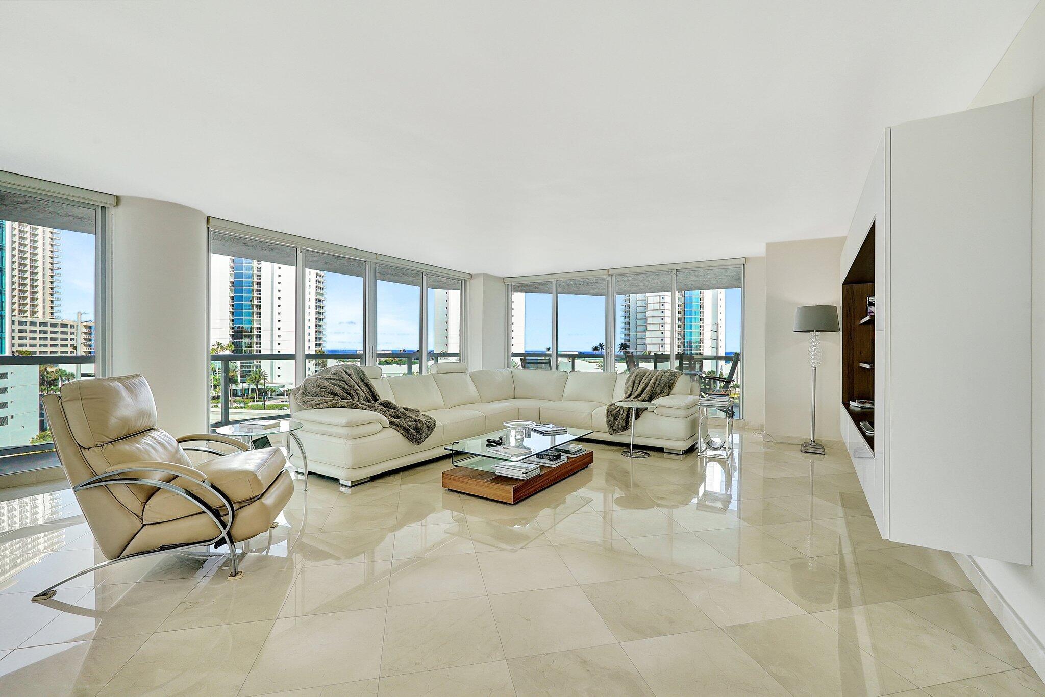 OCEANIA IV CONDO - Residential