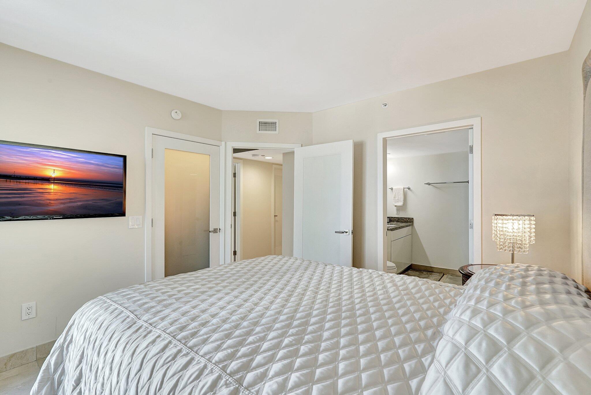 OCEANIA IV CONDO - Residential