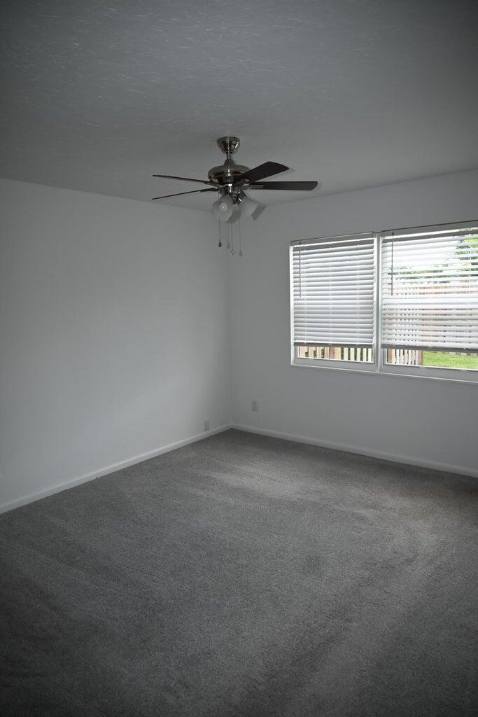 SUGAR POND MANOR OF WELLI - Residential