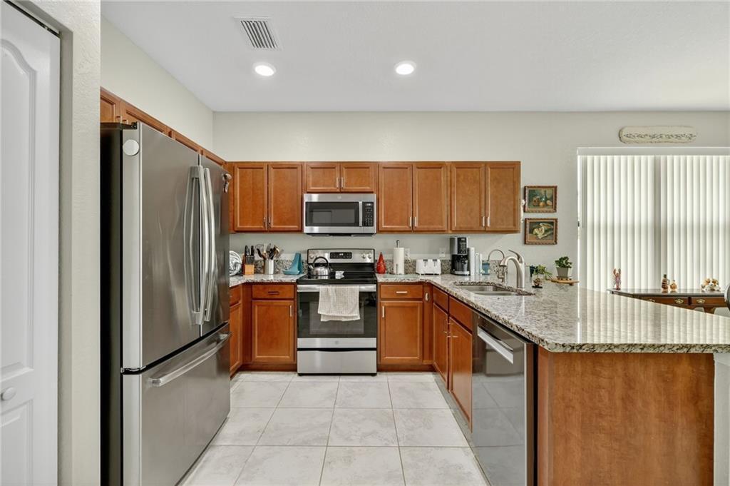VERONA TRACE SUB & THE VI - Residential