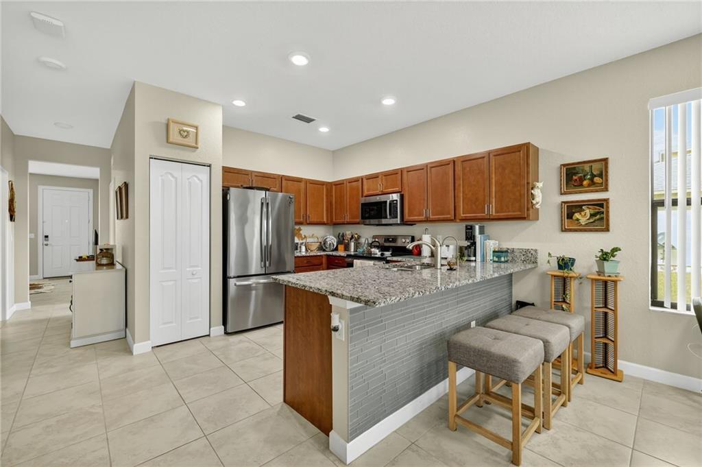 VERONA TRACE SUB & THE VI - Residential