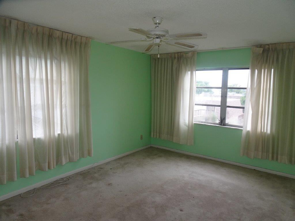 Oakbrook I Condo - Residential