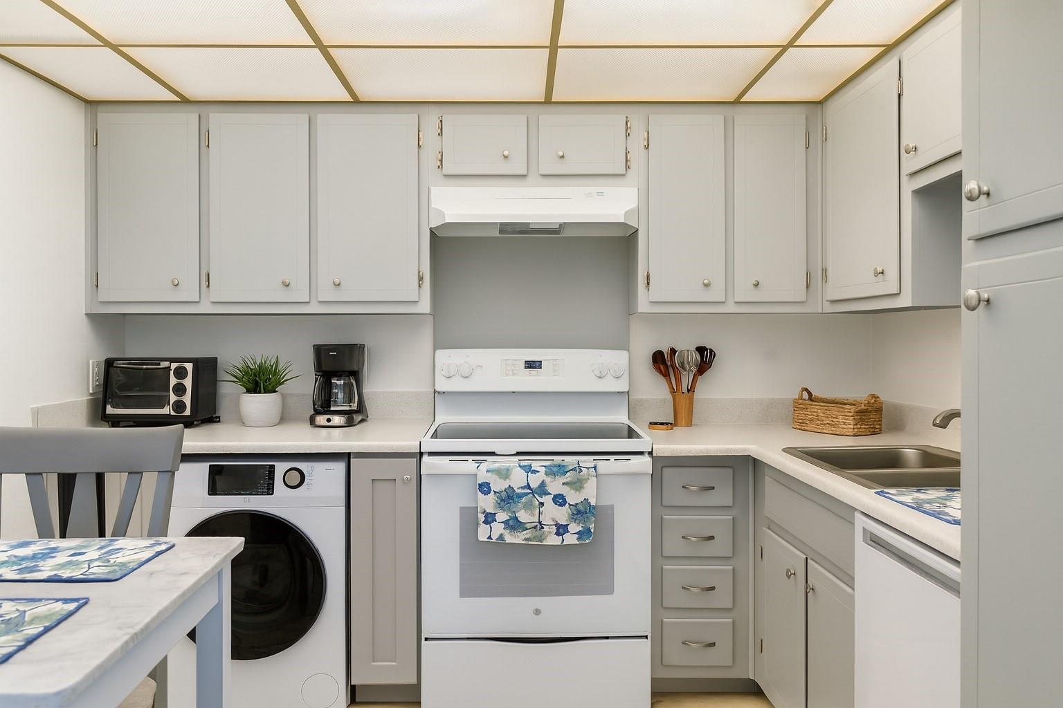 Starlight Towers Condo - Residential Lease