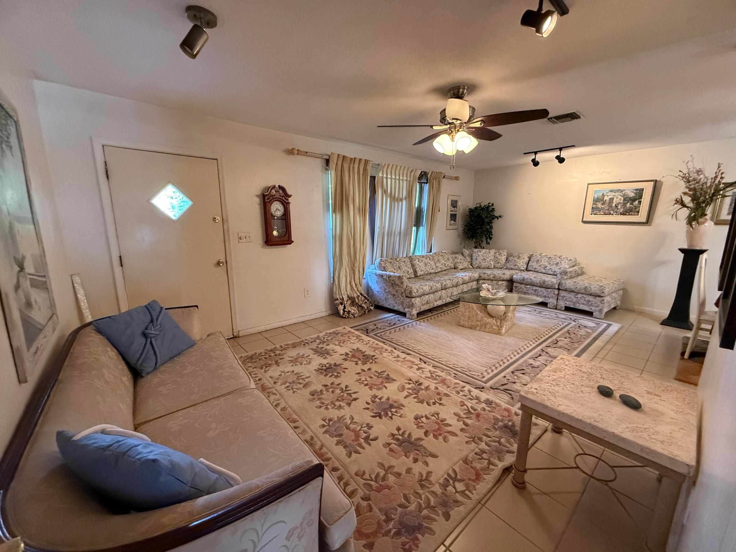 CORAL SPRINGS II - Residential