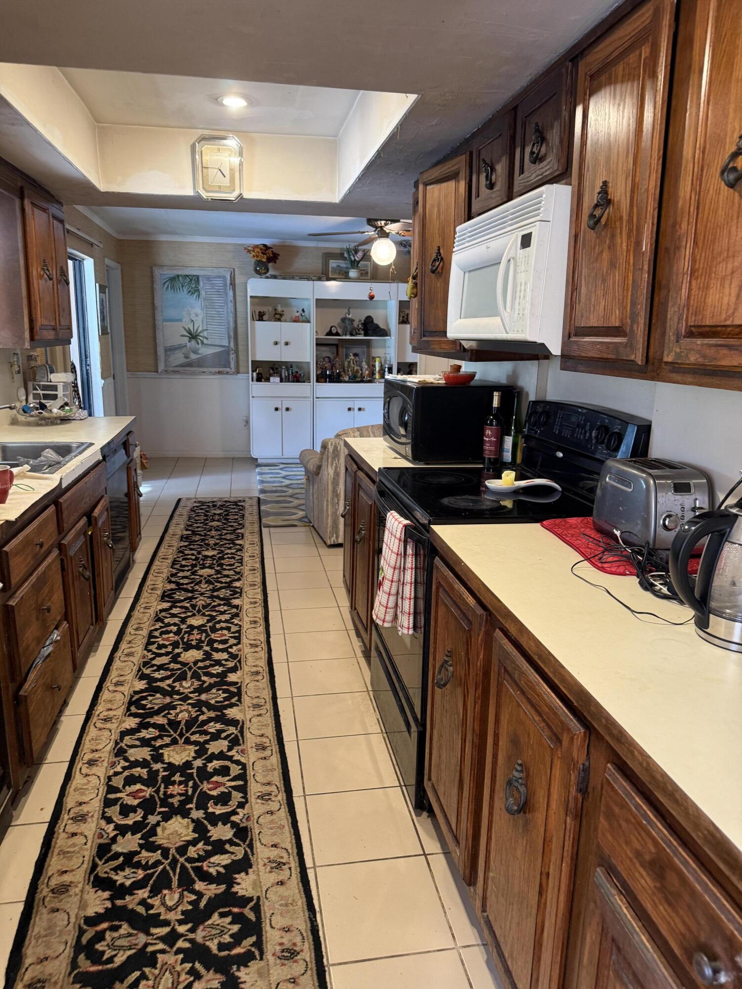 CORAL SPRINGS II - Residential