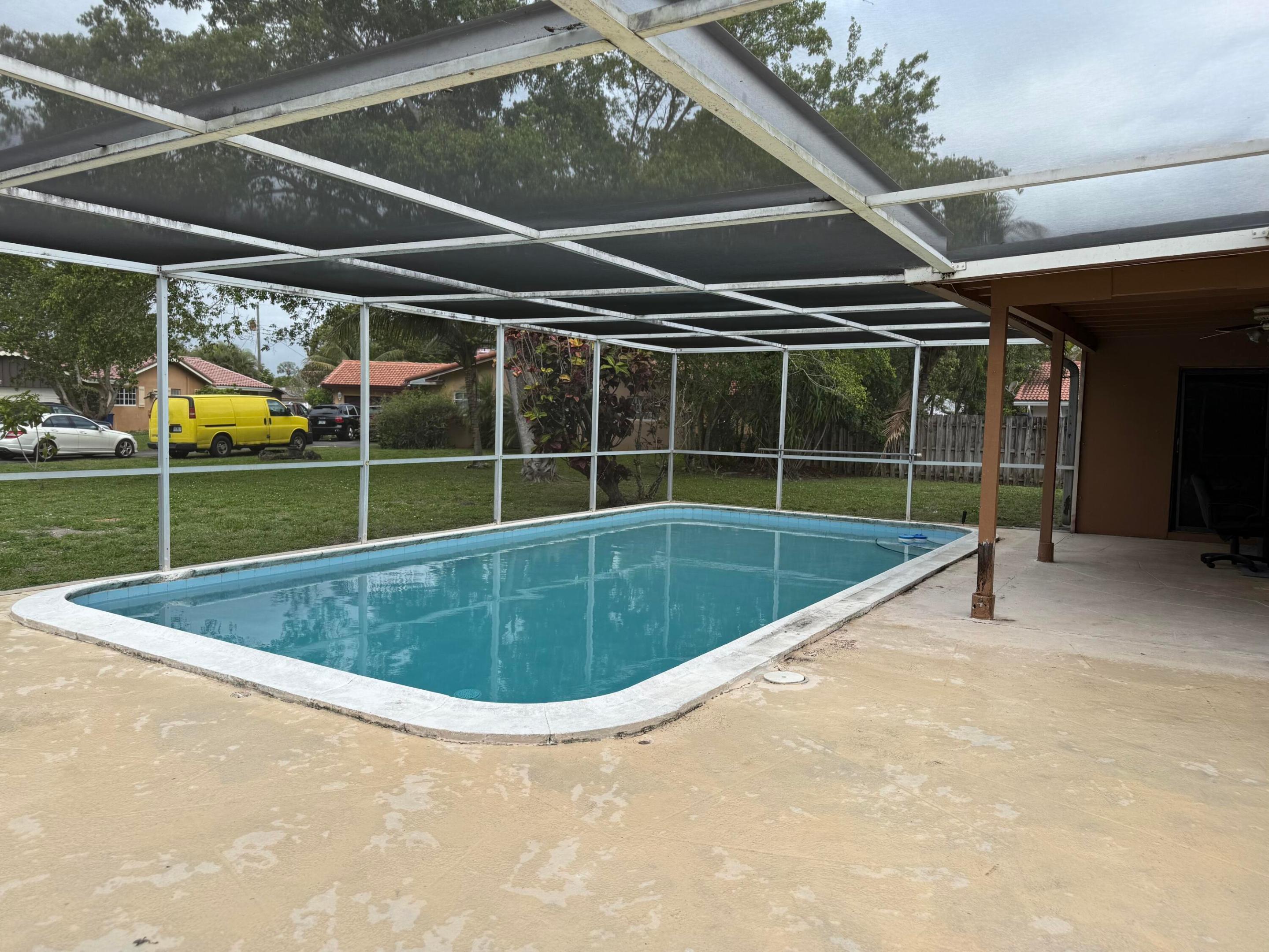 CORAL SPRINGS II - Residential