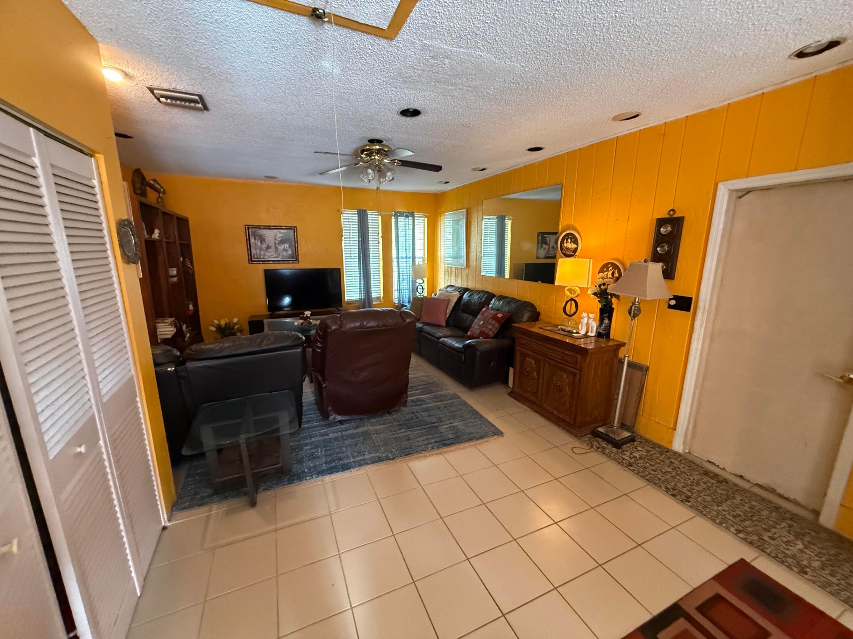 CORAL SPRINGS II - Residential
