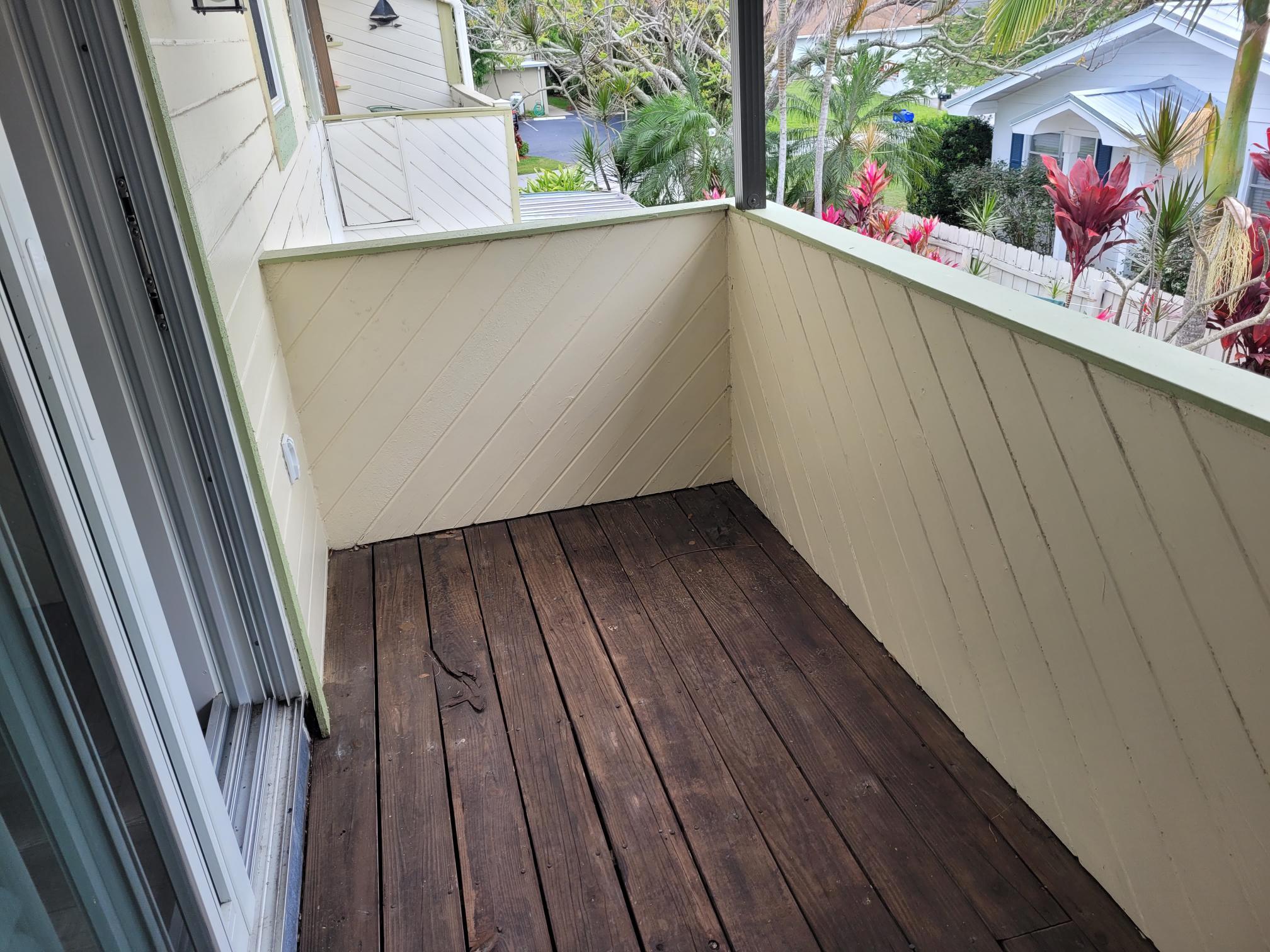 NORTH POINTE TOWN HOMES - Residential