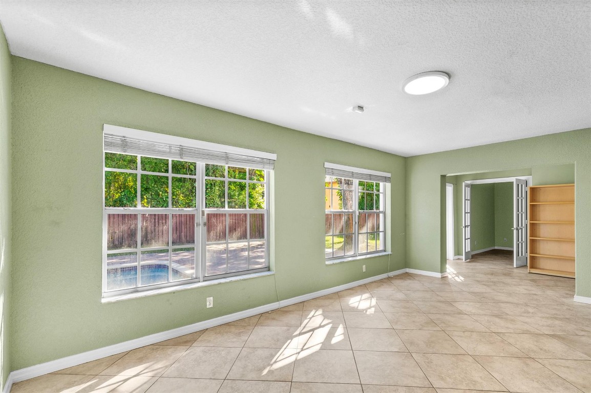 Coral Spgs Country Club - Residential Lease