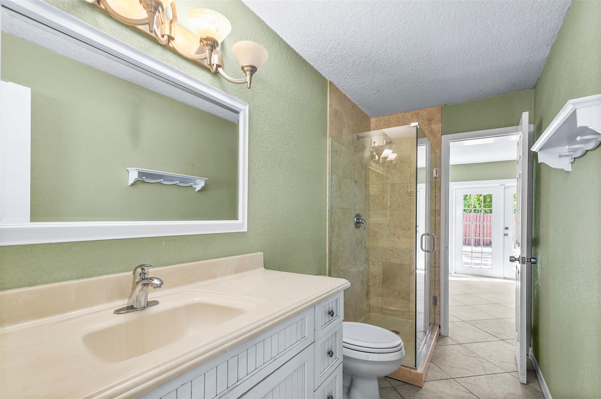 Coral Spgs Country Club - Residential Lease